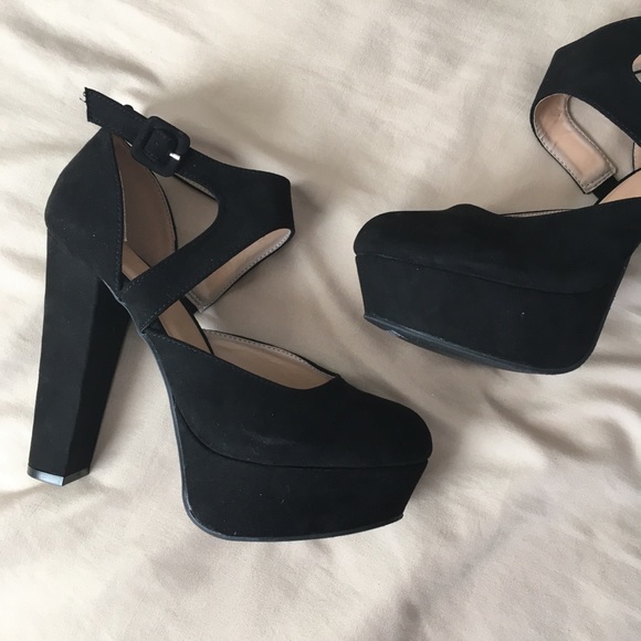 Suede Black Heels - Picture 8 of 8